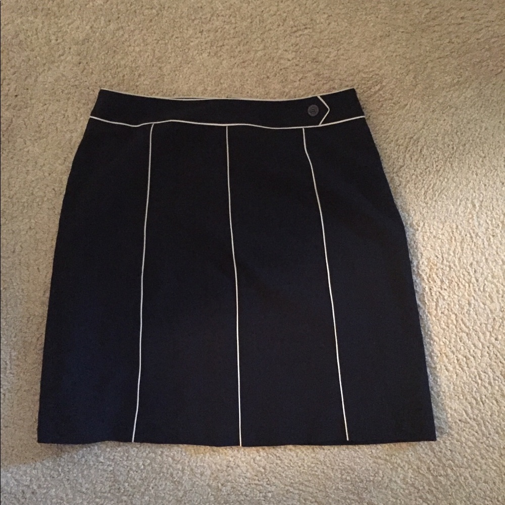 Worthington Black Skirt with tan strips - Picture 1 of 2